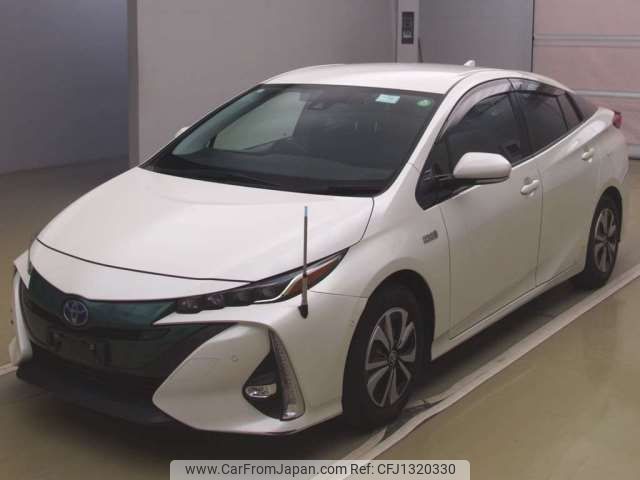 toyota prius-phv 2017 -TOYOTA--Prius PHV DLA-ZVW52--ZVW52-3055474---TOYOTA--Prius PHV DLA-ZVW52--ZVW52-3055474- image 1