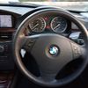 bmw 3-series 2010 8 image 19