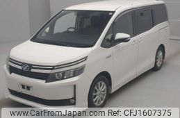 toyota voxy 2016 CFJ1607375