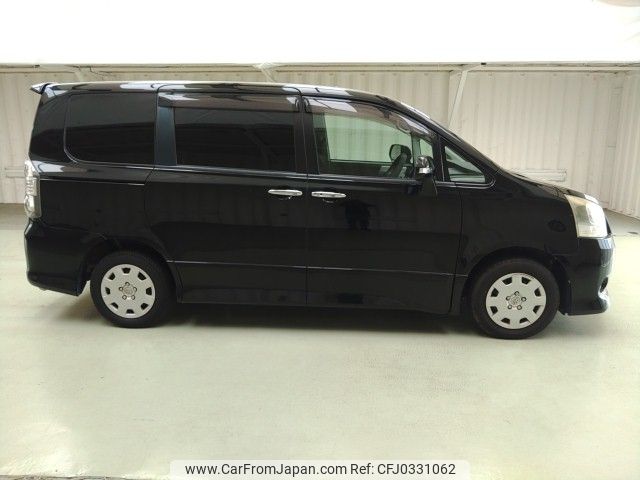 toyota noah 2008 ENHANCEAUTO_1_ea289062 image 2