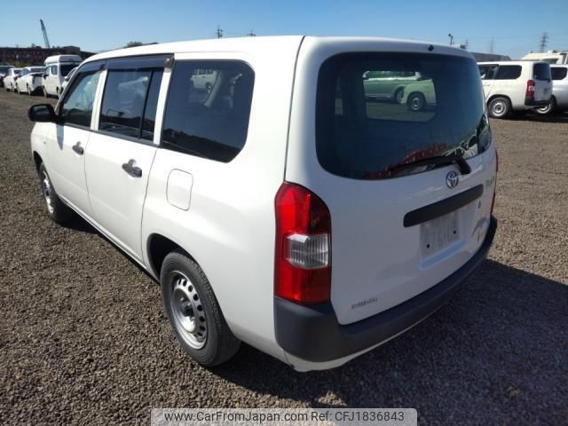 toyota probox 2017 CFJ1836843 image 2