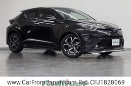 toyota c-hr 2018 CFJ1828069