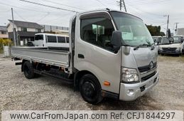 toyota dyna-truck 2017 CFJ1844297
