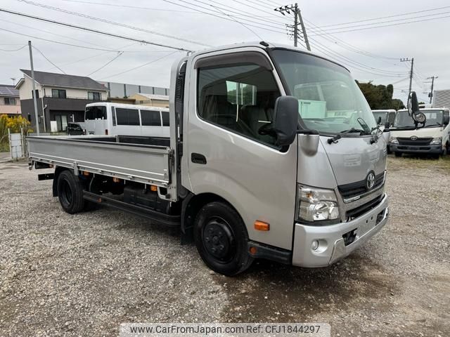 toyota dyna-truck 2017 CFJ1844297 image 1
