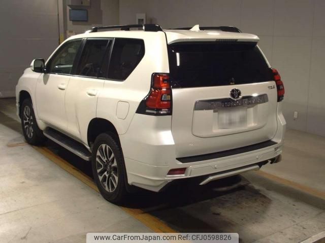 toyota land-cruiser-prado 2023 quick_quick_3DA-GDJ151W_GDJ151-0013678 image 2