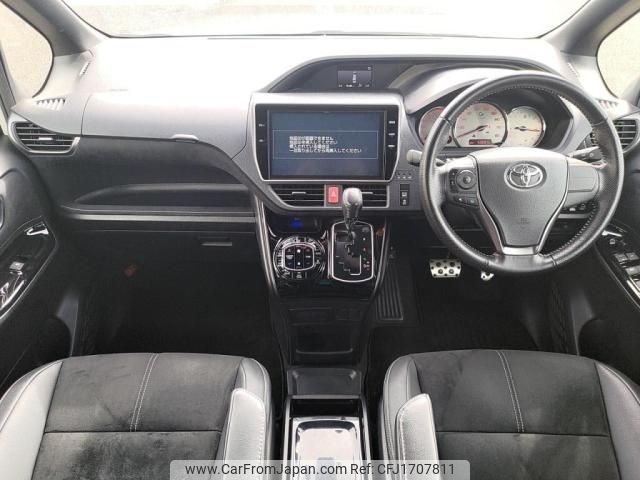 toyota voxy 2016 CFJ1707811 image 2