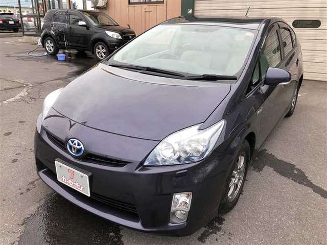 toyota prius 2011 180706111256 image 1