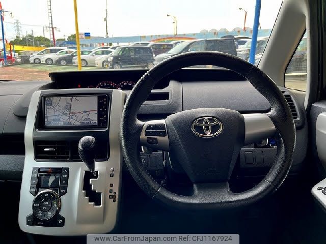 toyota voxy 2011 -TOYOTA--Voxy DBA-ZRR70W--ZRR70-0411622---TOYOTA--Voxy DBA-ZRR70W--ZRR70-0411622- image 2