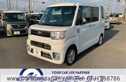 toyota pixis-mega 2022 CFJ1568786