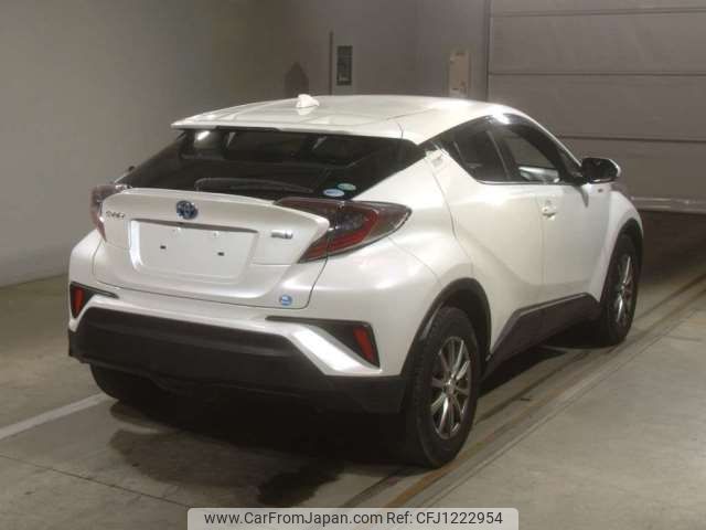 toyota c-hr 2017 -TOYOTA--C-HR DAA-ZYX10--ZYX10-2031160---TOYOTA--C-HR DAA-ZYX10--ZYX10-2031160- image 2