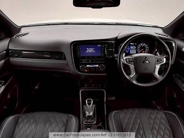 mitsubishi outlander-phev 2018 CFJ1852815 image 2