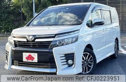 toyota voxy 2014 -TOYOTA--Voxy DBA-ZRR80W--ZRR80-0011426---TOYOTA--Voxy DBA-ZRR80W--ZRR80-0011426-