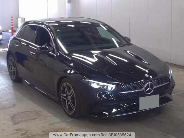 mercedes-benz a-class 2024 quick_quick_5AA-177084_W1K1770842V193869 image 1