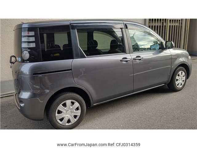 toyota sienta 2010 TE017 image 1