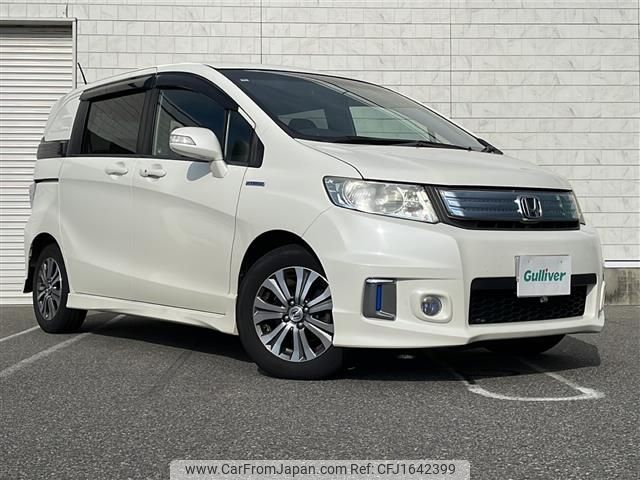 honda freed-spike 2011 CFJ1642399 image 1