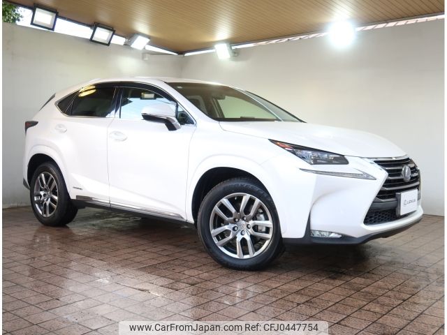 lexus nx 2015 -LEXUS--Lexus NX DAA-AYZ10--AYZ10-1004797---LEXUS--Lexus NX DAA-AYZ10--AYZ10-1004797- image 1