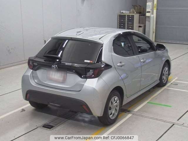 toyota yaris 2022 -TOYOTA--Yaris 5BA-MXPA10--MXPA10-2049283---TOYOTA--Yaris 5BA-MXPA10--MXPA10-2049283- image 2