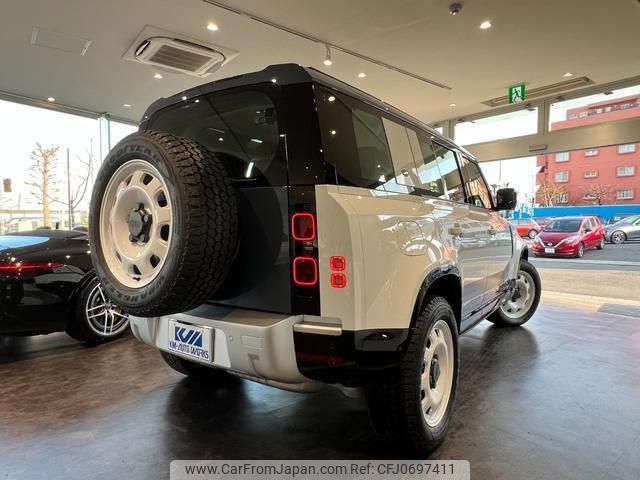 land-rover defender 2024 quick_quick_3CA-LE72WAB_SALEA7AW6R2308427 image 2