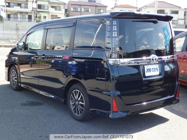 toyota voxy 2015 CFJ1701073 image 2