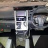 toyota noah 2010 CFJ1811830 image 10
