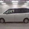toyota noah 2011 CFJ1567441 image 9