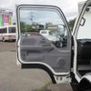 isuzu elf-truck 2006 CFJ1621734 image 17