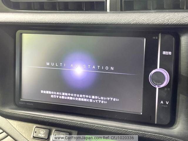toyota aqua 2012 -TOYOTA--AQUA DAA-NHP10--NHP10-2140823---TOYOTA--AQUA DAA-NHP10--NHP10-2140823- image 2