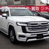 toyota land-cruiser 2022 25432305 image 7