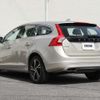 volvo v60 2017 CFJ1633664 image 11