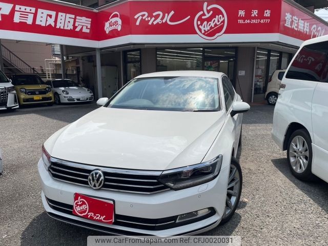 volkswagen passat 2018 -VOLKSWAGEN--VW Passat DBA-3CCZE--WVWZZZ3CZJE180095---VOLKSWAGEN--VW Passat DBA-3CCZE--WVWZZZ3CZJE180095- image 1