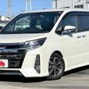 toyota noah 2017 GOO_JP_700050301430241128011 image 1