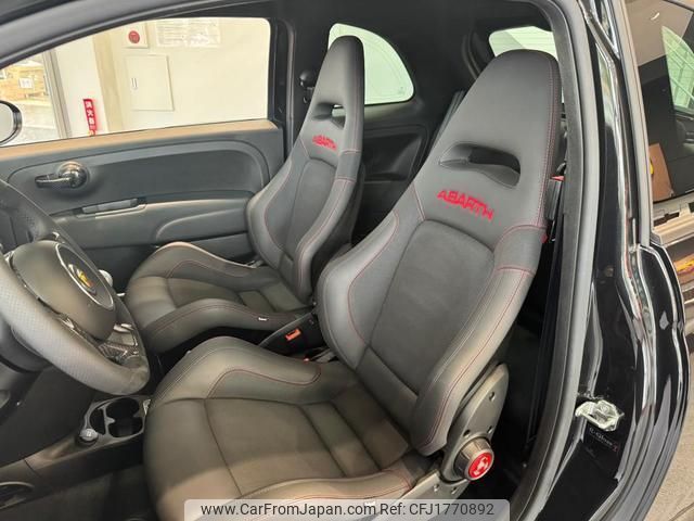 abarth abarth-695 2024 CFJ1770892 image 2