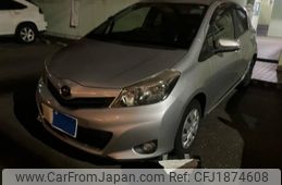 toyota vitz 2012 CFJ1874608