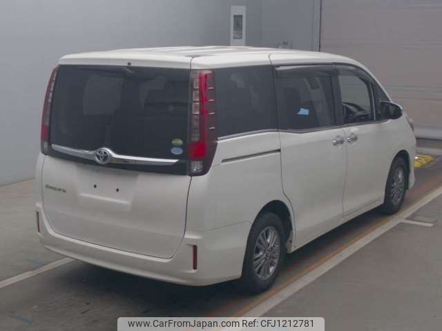 toyota esquire 2014 -TOYOTA--Esquire DBA-ZRR80G--ZRR80-0090115---TOYOTA--Esquire DBA-ZRR80G--ZRR80-0090115- image 2