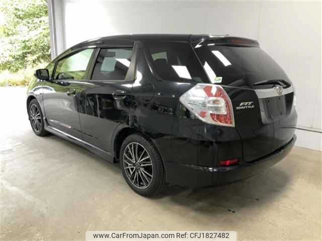 honda fit-shuttle 2014 CFJ1827482 image 2
