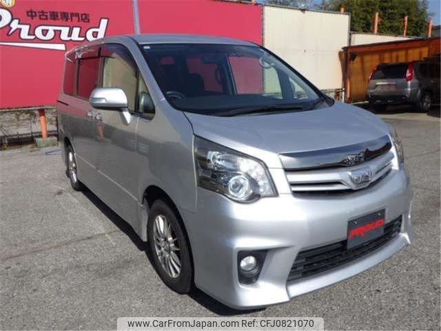toyota noah 2011 -TOYOTA 【伊豆 331ﾗ 125】--Noah DBA-ZRR70W--ZRR70-0428552---TOYOTA 【伊豆 331ﾗ 125】--Noah DBA-ZRR70W--ZRR70-0428552- image 1