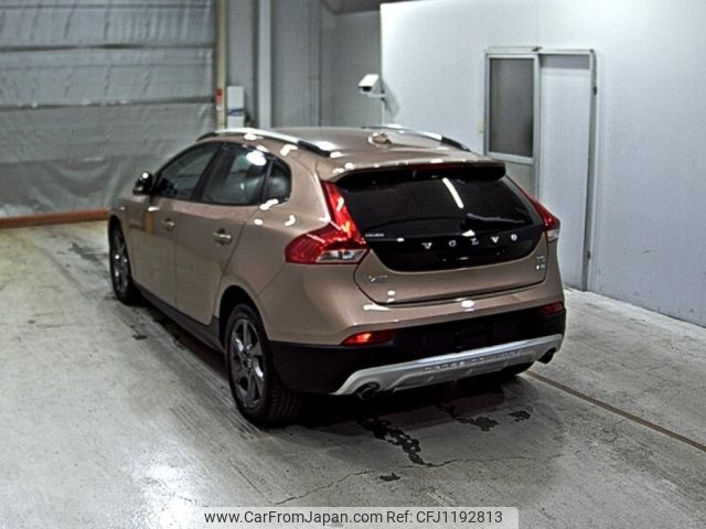volvo v40 2015 -VOLVO--Volvo V40 MB420XC-YV1MZ402CF2077049---VOLVO--Volvo V40 MB420XC-YV1MZ402CF2077049- image 2