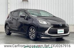 toyota aqua 2023 -TOYOTA--AQUA 6AA-MXPK11--MXPK11-2160043---TOYOTA--AQUA 6AA-MXPK11--MXPK11-2160043-