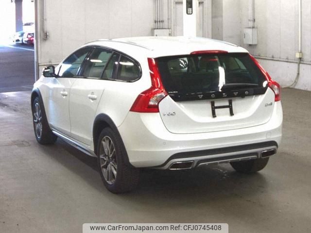 volvo v60 2017 quick_quick_LDA-FD4204T_YV1FZA8RDJ2045370 image 2