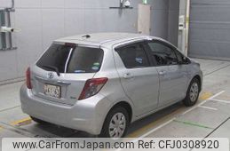 toyota vitz 2013 TE5551