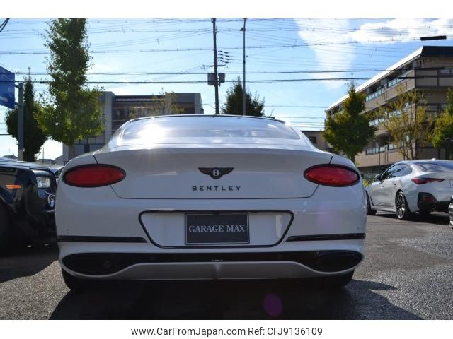bentley continental 2018 quick_quick_ABA-BCDDB_SCBCA13S9JC069222 image 2