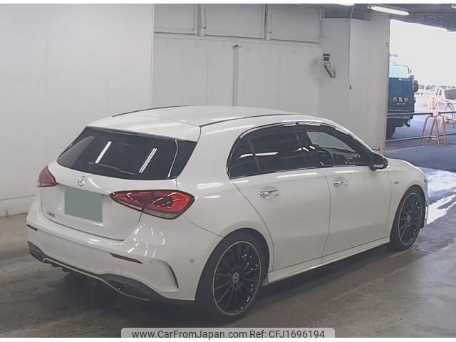 mercedes-benz a-class 2018 CFJ1696194 image 2