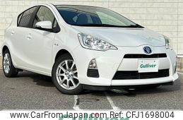 toyota aqua 2012 CFJ1698004