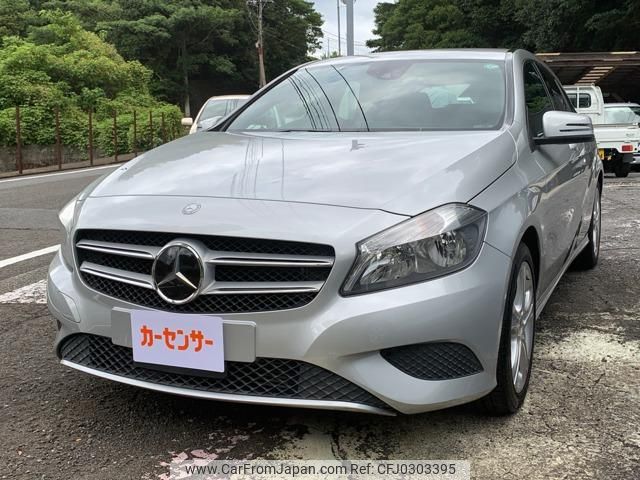 mercedes-benz a-class 2013 quick_quick_DBA-176042_WDD1760422J056400 image 1