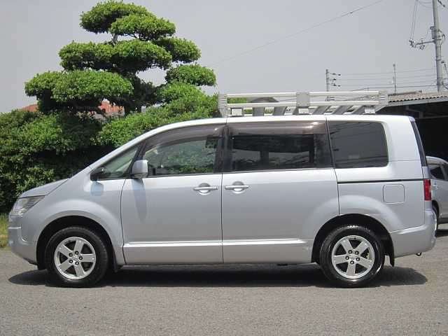 mitsubishi delica-d5 2007 504775-3284-T3 image 1