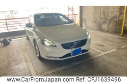 volvo v40 2016 CFJ1639496