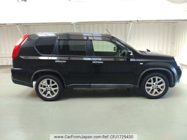 nissan x-trail 2013 CFJ1729430 image 2