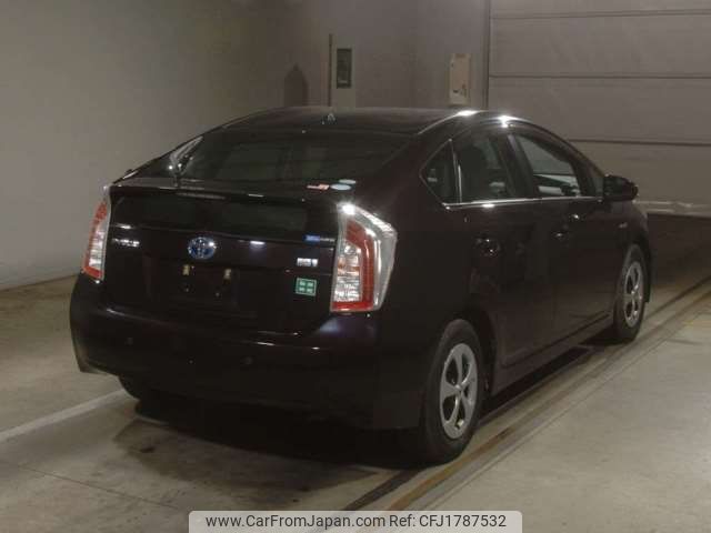 toyota prius 2014 CFJ1787532 image 2