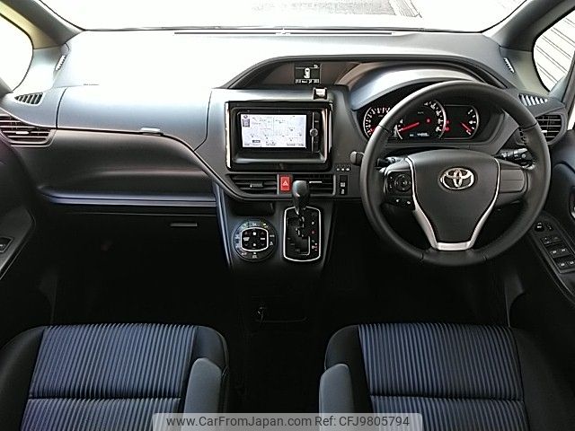 toyota voxy 2014 -TOYOTA--Voxy DBA-ZRR80W--ZRR80-0011333---TOYOTA--Voxy DBA-ZRR80W--ZRR80-0011333- image 2