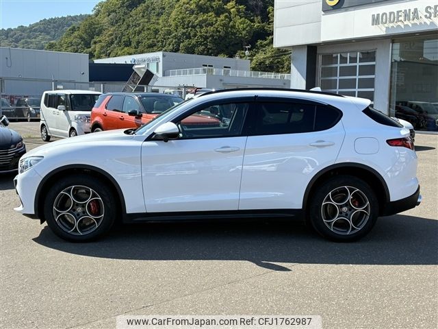 alfa-romeo stelvio 2020 CFJ1762987 image 2
